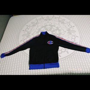 black/blue/white/red zip up turtle neck sweater